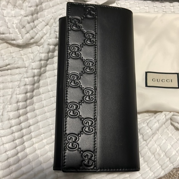 NIB- Gucci- Black Leather Embossed Long Wallet - Picture 2 of 10